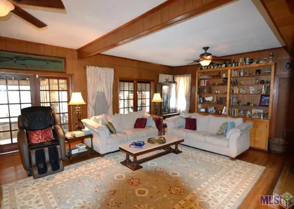 St Francisville, LA 70775,8374 Arrow Rd