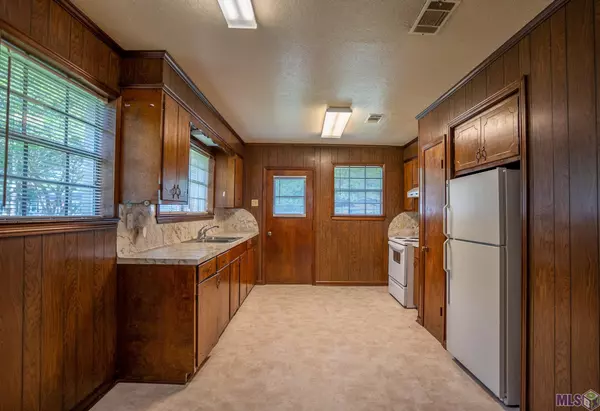 Port Allen, LA 70767,715 Avenue G