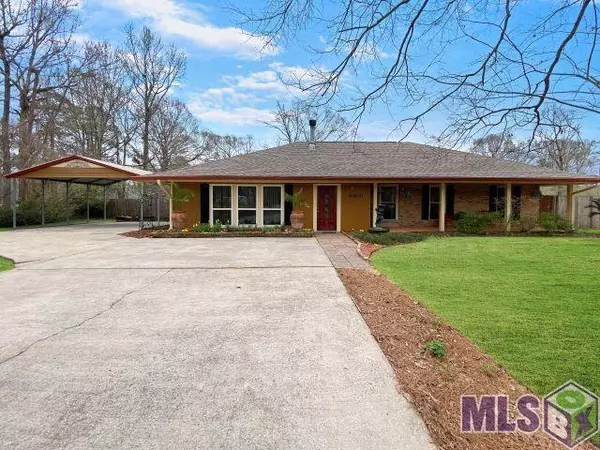 30630 Blue Bird St, Walker, LA 70785