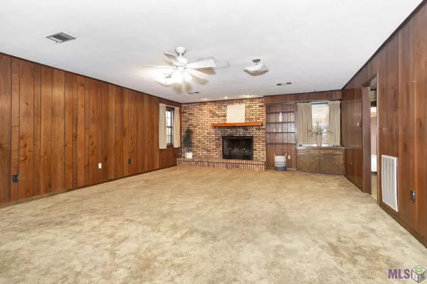 White Castle, LA 70788,53585 Stone St