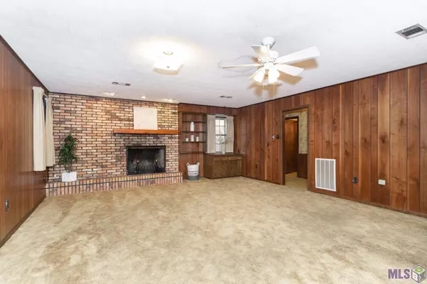 White Castle, LA 70788,53585 Stone St