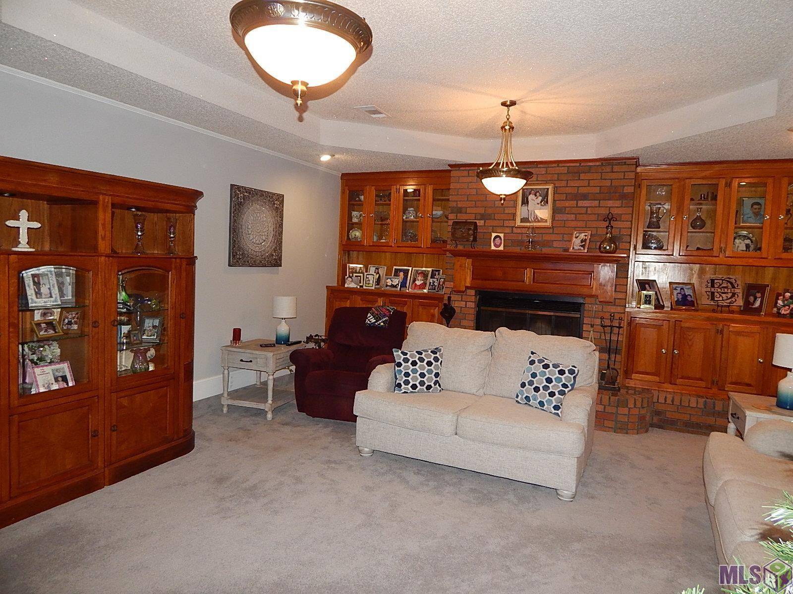 Gonzales, LA 70737,12467 Roddy Rd