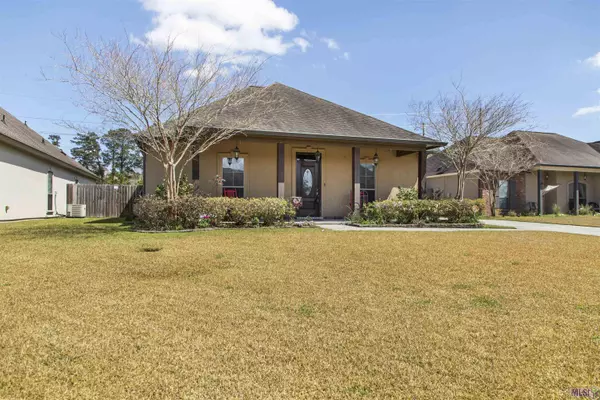 10771 Fenway Ln, Denham Springs, LA 70726