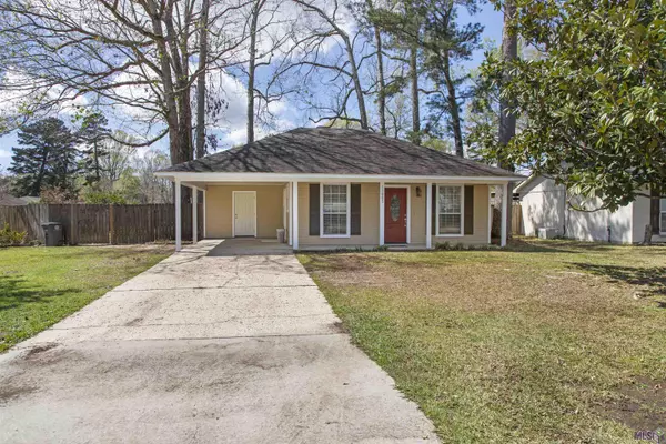 11005 Village Green Dr, Greenwell Springs, LA 70739