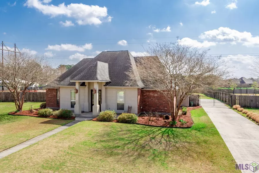 113 Oakbend Dr, Brusly, LA 70719