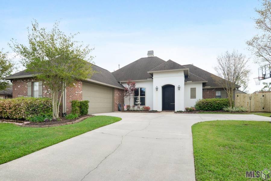 39359 Lakeland Ave, Prairieville, LA 70769