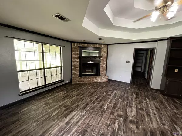 Port Allen, LA 70767,3904 Airline Park Dr