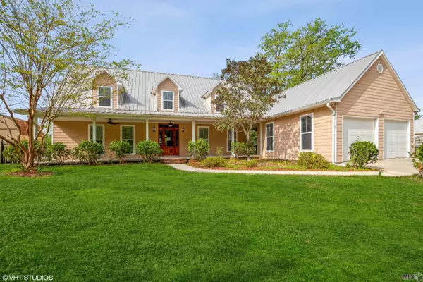 13195 Diversion Canal Rd, St Amant, LA 70774