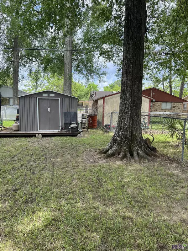 Baker, LA 70714,528 Charles Ave