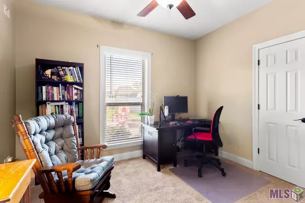 Walker, LA 70785,15053 Cross Creek Blvd