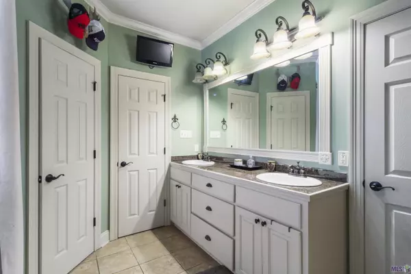 Walker, LA 70785,15049 Garden Creek Dr