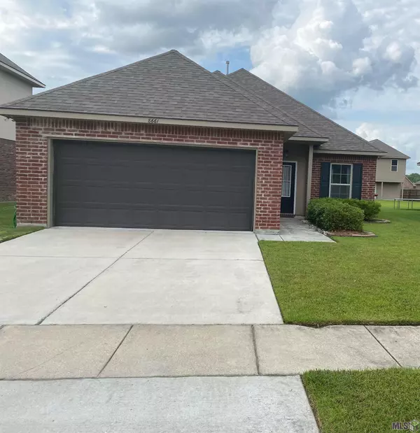 8661 Black Birch Ave, Zachary, LA 70791