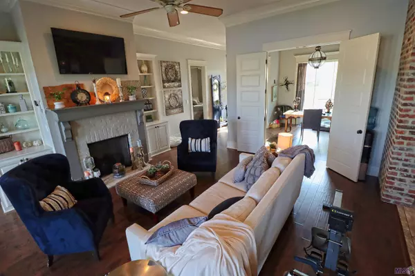 Pride, LA 70770,15849 Greystone Dr