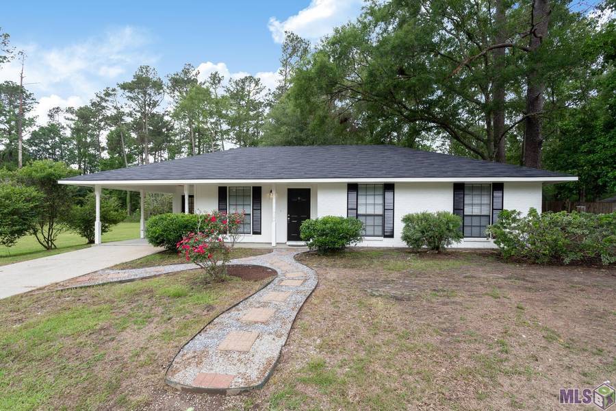 26805 Pen Dr, Walker, LA 70785