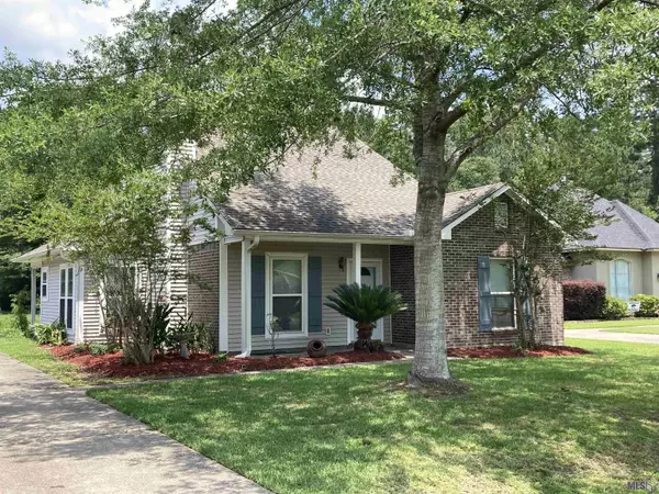 17535 Hearthwood Dr, Greenwell Springs, LA 70739