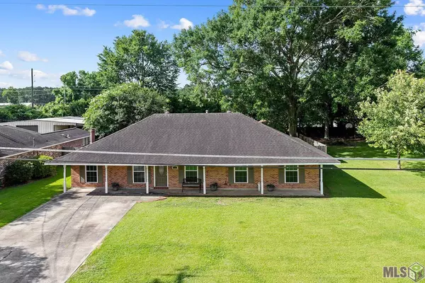 St Francisville, LA 70775,5127 Pine St