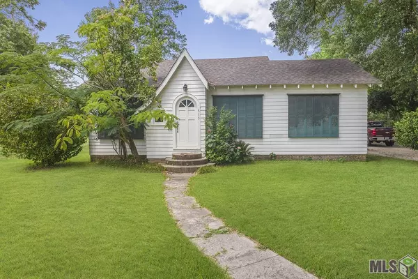 513/515 N Range Ave, Denham Springs, LA 70726