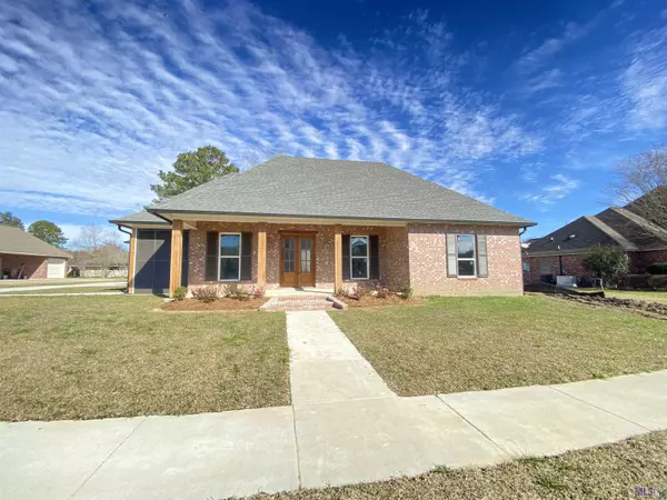 1883 Westchester Ave, Zachary, LA 70791