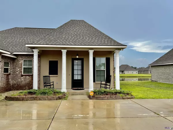 4776 Longwood Dr, Addis, LA 70710