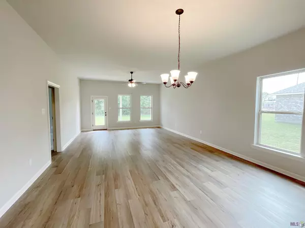 Addis, LA 70710,3903 Cane Ridge Dr