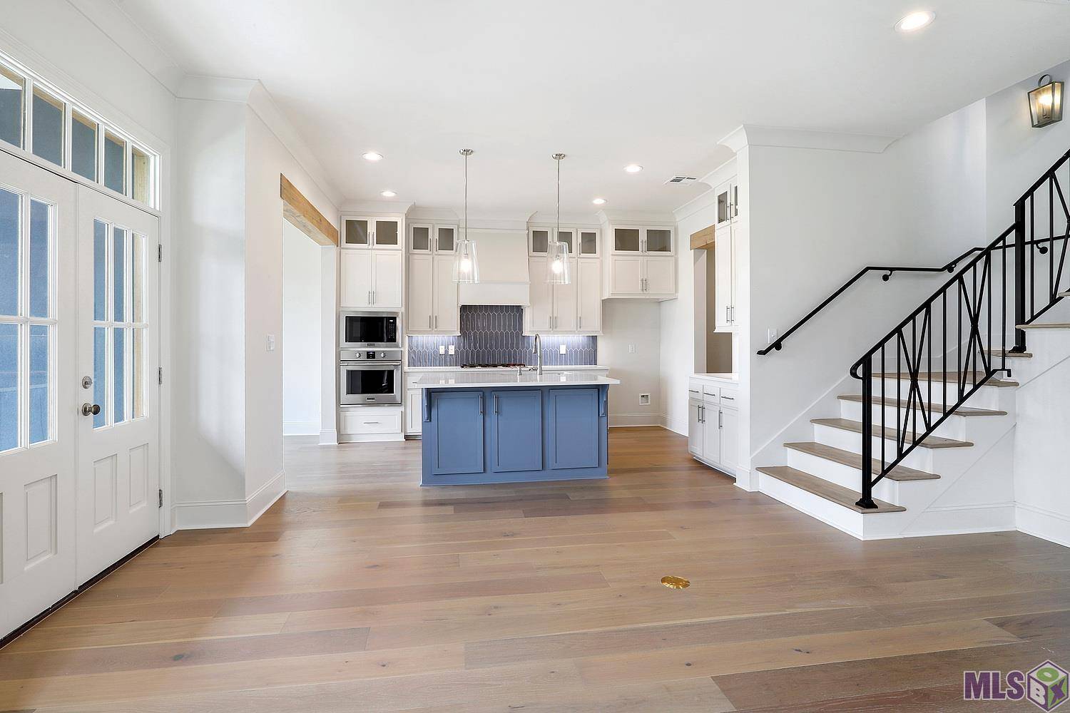 Baton Rouge, LA 70808,5325 N Pointer Ct
