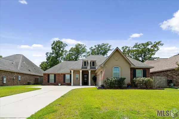 18241 Old Trail Dr, Prairieville, LA 70769