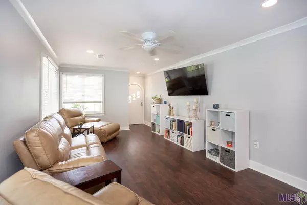 Port Allen, LA 70767,423 Avenue E