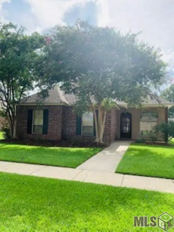 6608 Sandy Creek Ln, Zachary, LA 70791