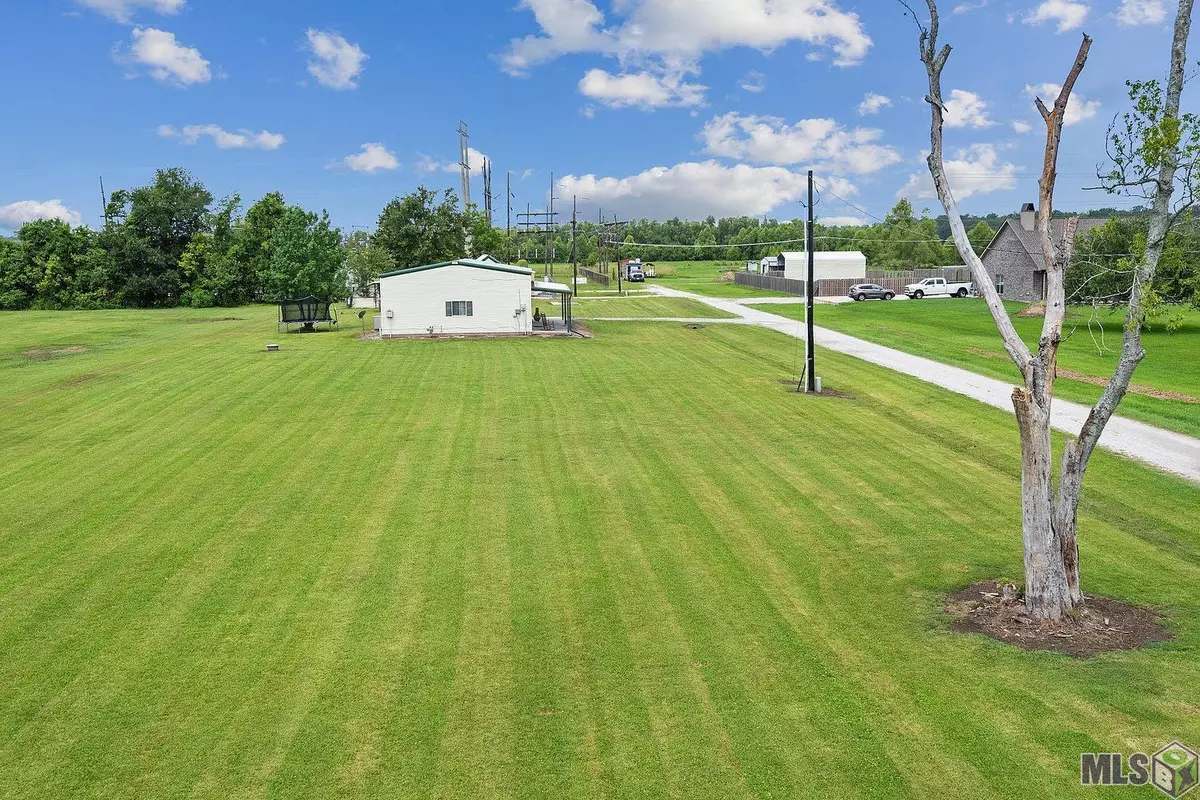 Addis, LA 70710,7628 Ed Lejeune St