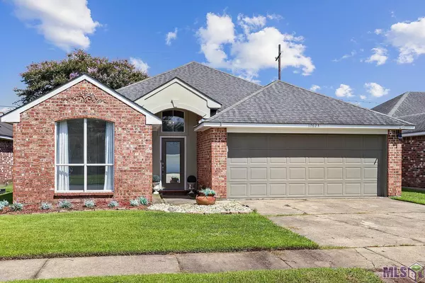 17623 Christophers Crossing Dr, Baton Rouge, LA 70817