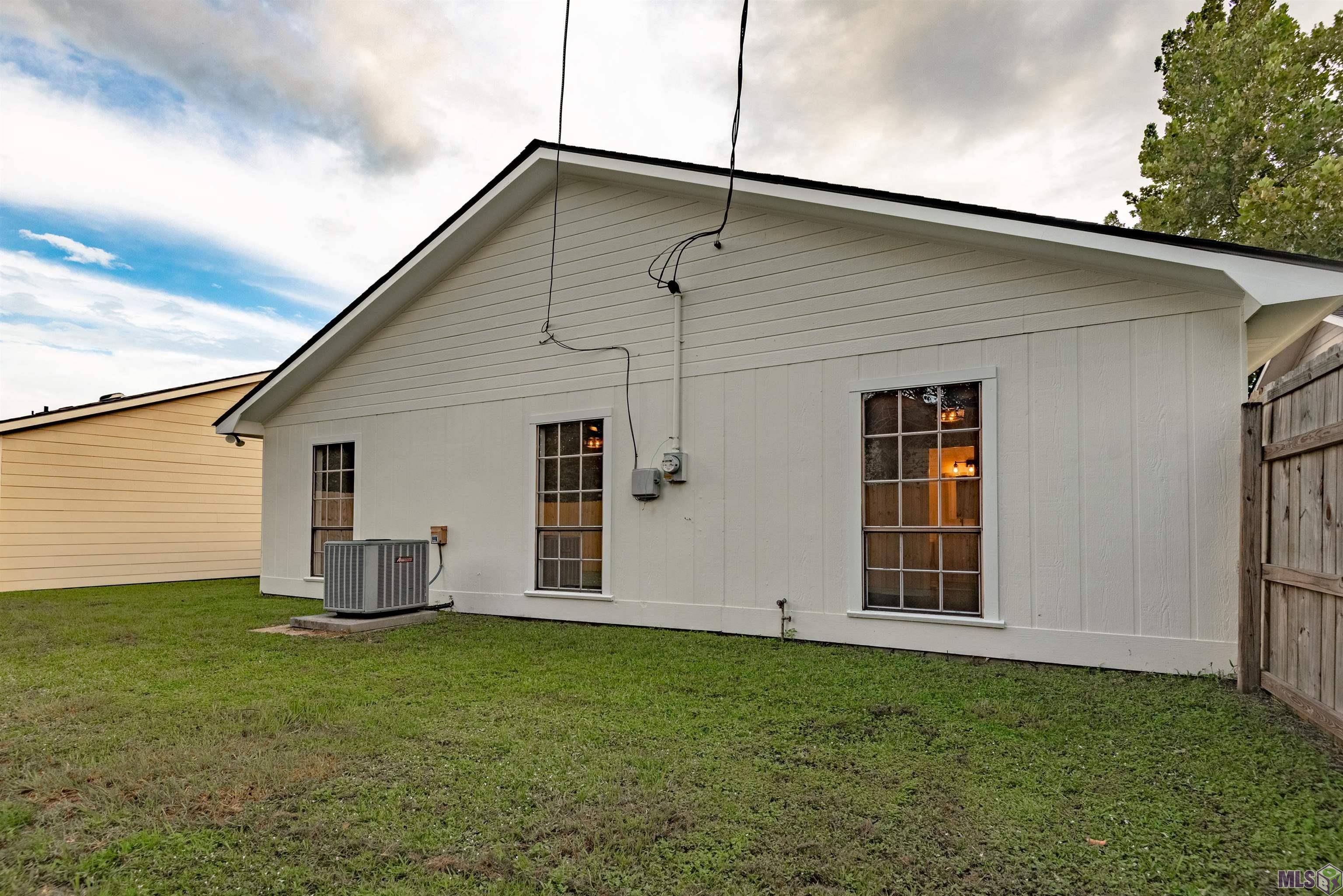 Prairieville, LA 70769,37422 E Hillside Dr