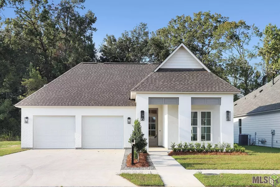 38188 Woodland Trail Dr, Prairieville, LA 70769