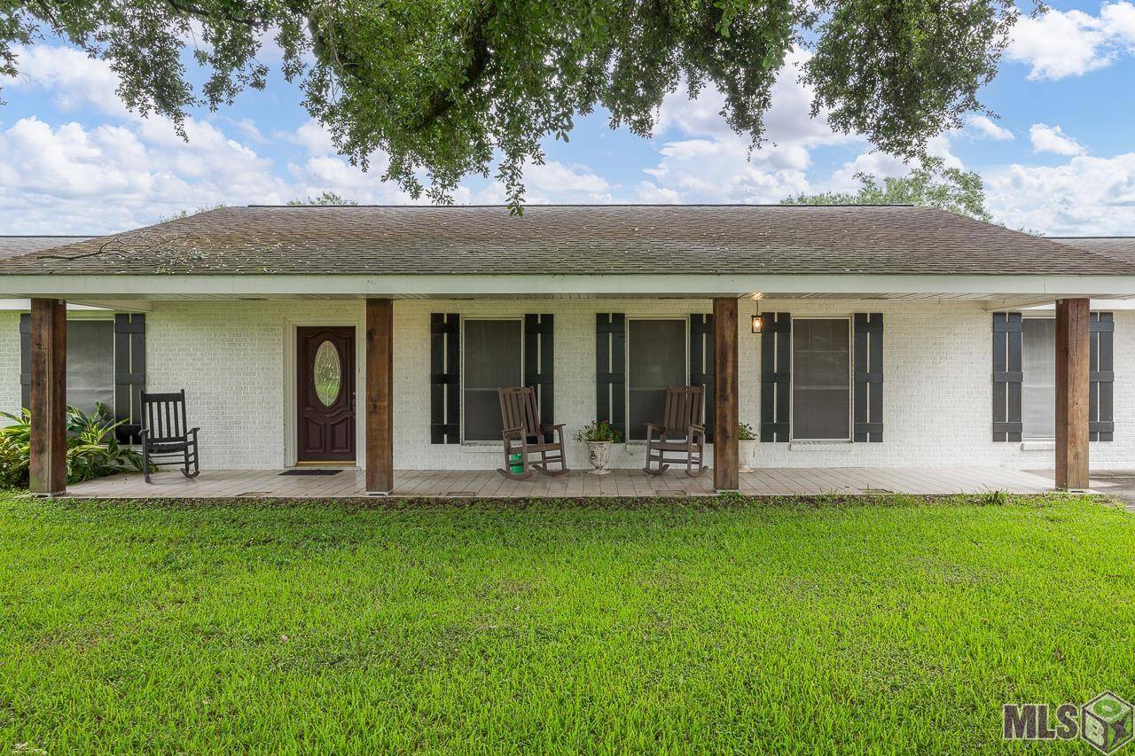 143 Napoleon Ave, Napoleonville, LA 70390