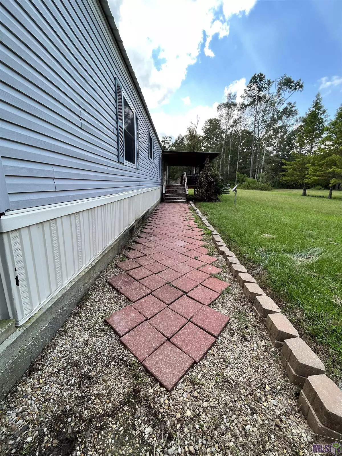 Walker, LA 70785,31137 N Blount Ln