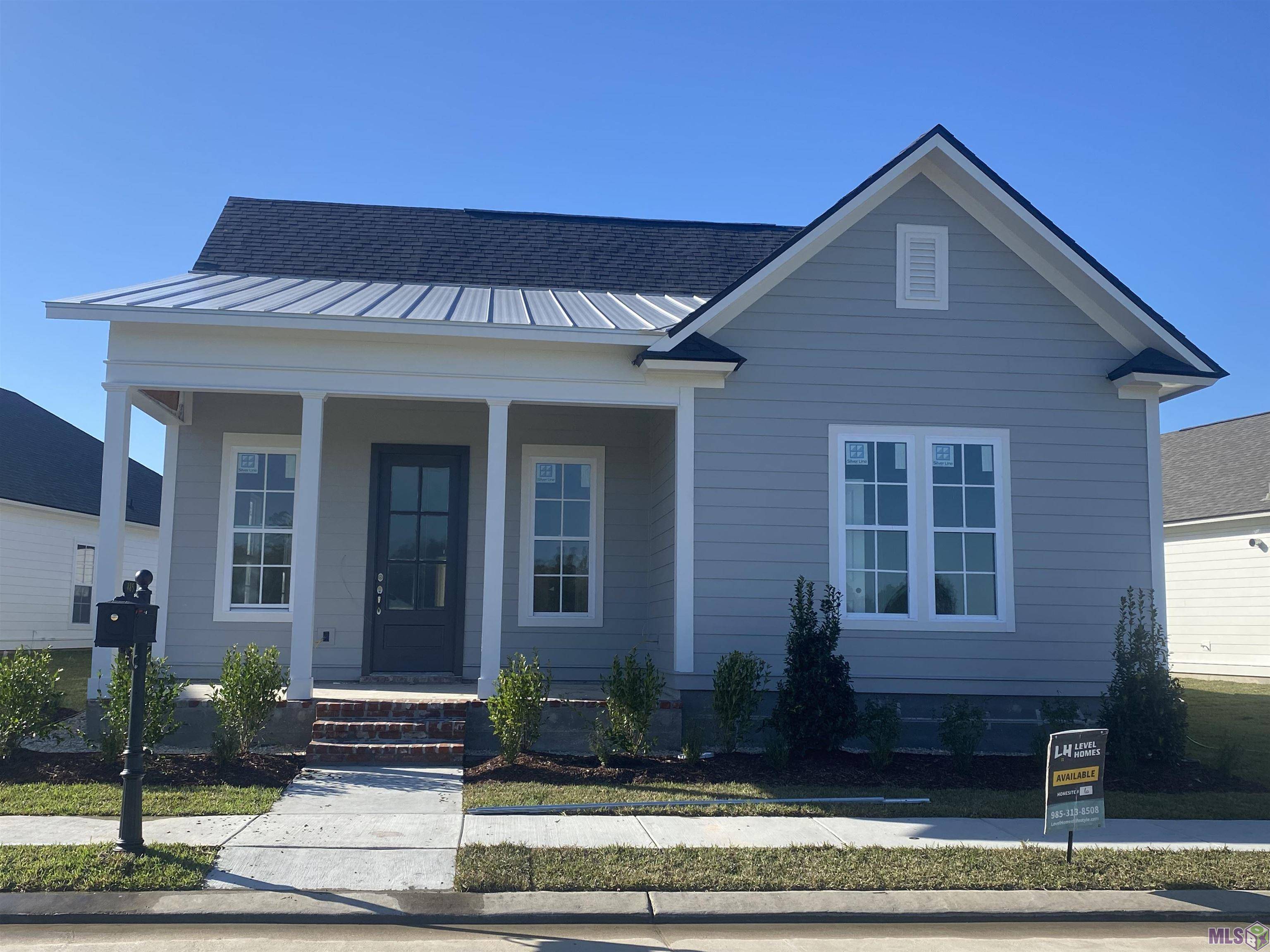 185 Royal Oak Blvd, Thibodaux, LA 70301