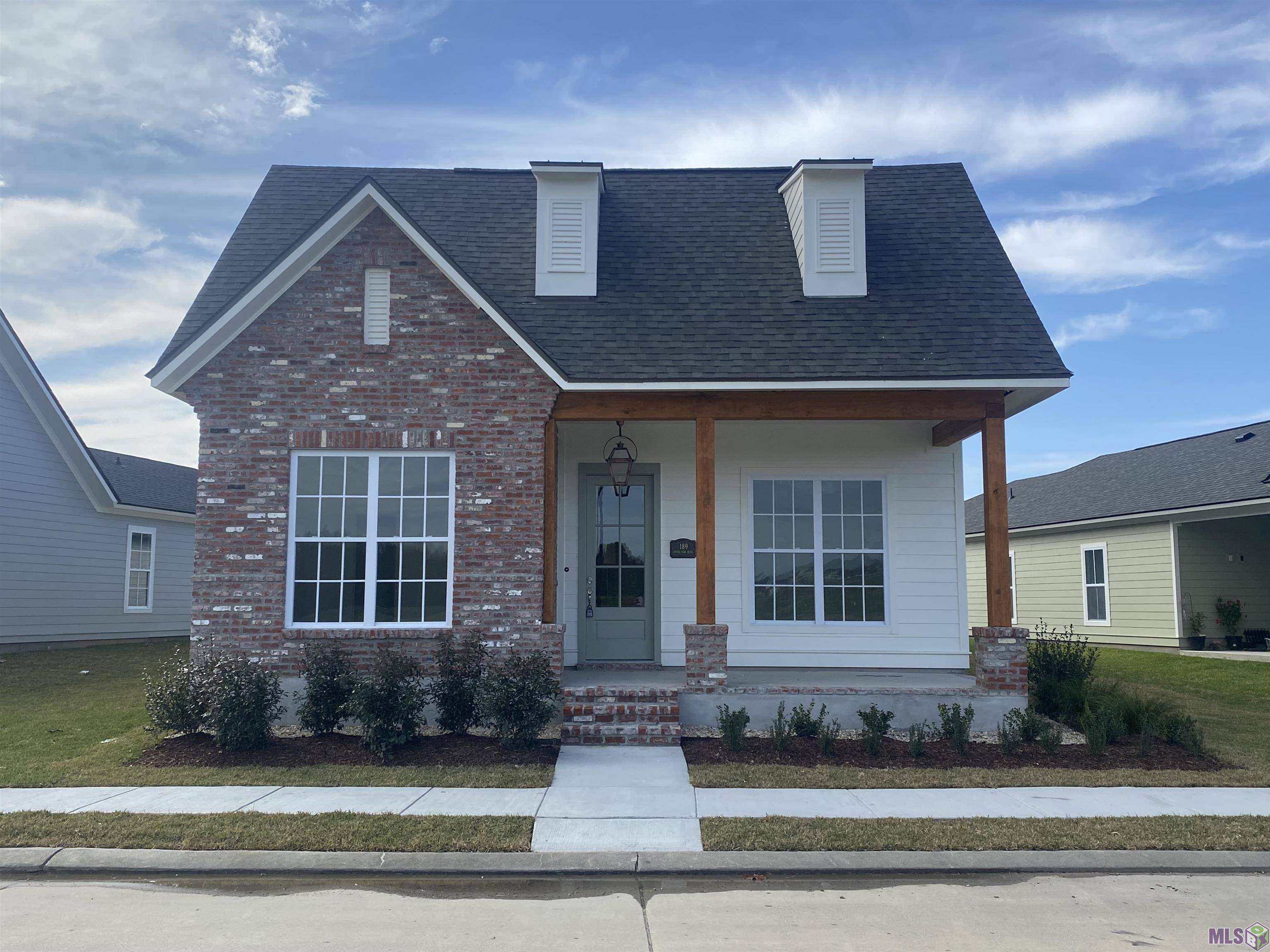 189 Royal Oak Blvd, Thibodaux, LA 70301