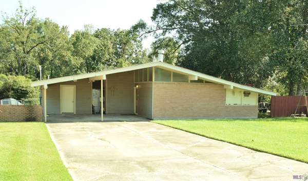 5085 Green Ridge Dr,  Baton Rouge,  LA 70814