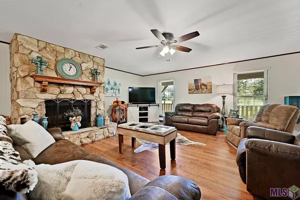 Slaughter, LA 70777,8561 Lemon Rd