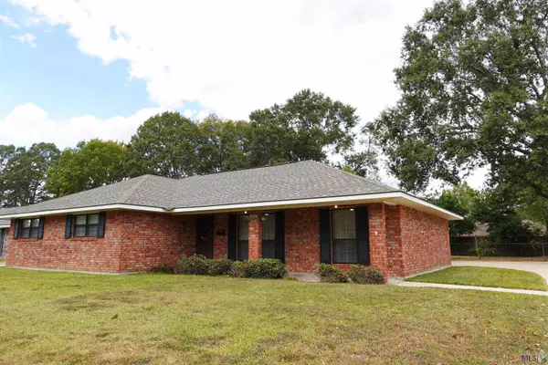 12661 E Robin Hood Dr, Baton Rouge, LA 70815