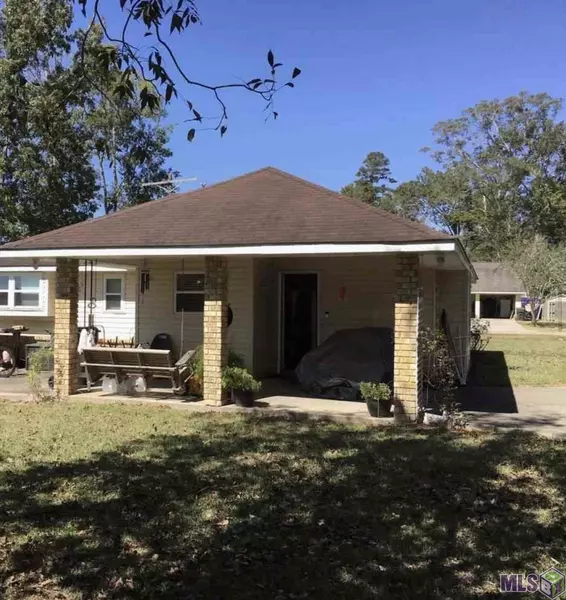 44415 Lakewood Dr, Prairieville, LA 70769