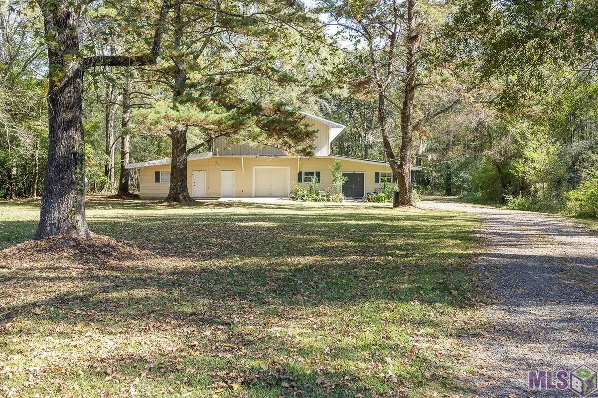 Pride, LA 70770,15210 El Ranchitos Ave