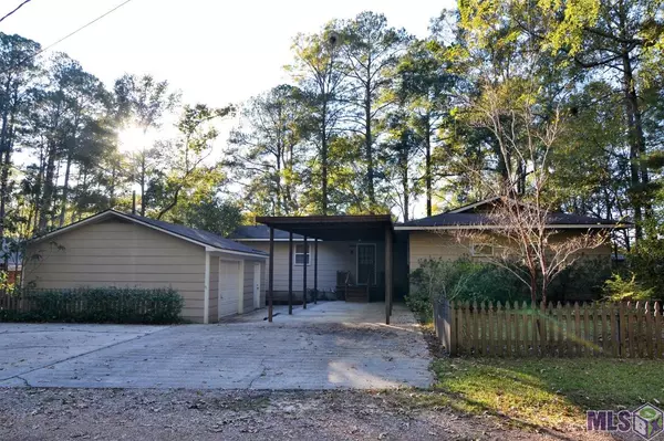 12325 Fairlane Rd, St Francisville, LA 70775