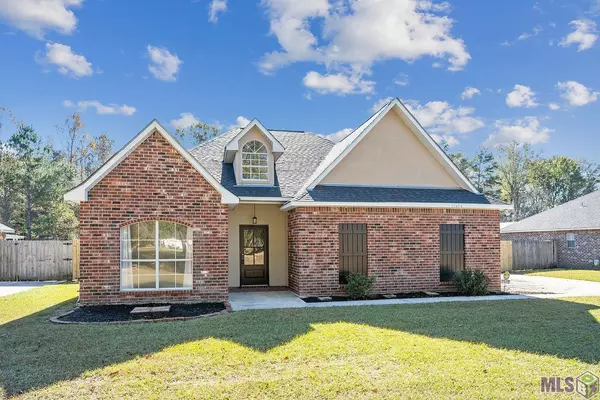 13304 Arnold Rd, Walker, LA 70785