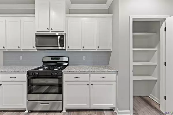 Port Allen, LA 70767,2439 Woodland Ct