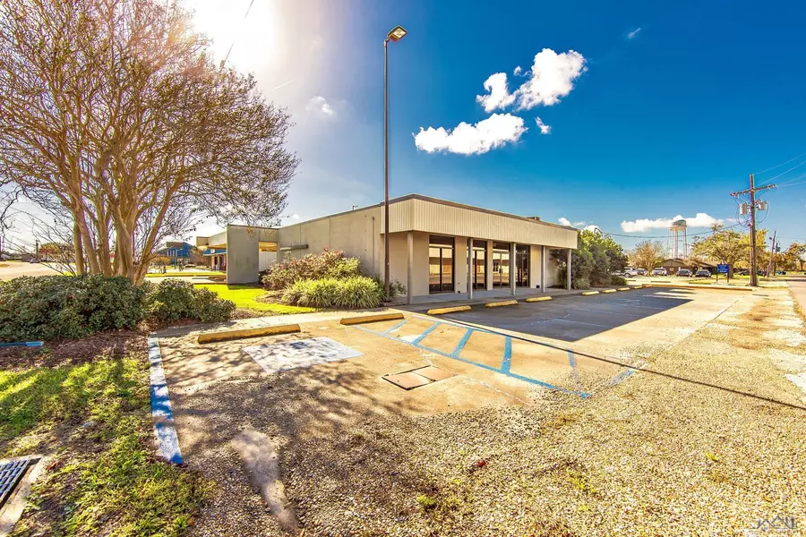 610 Crescent Ave, Lockport, LA 70374