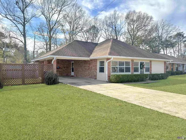 10240 Webb Rd, Hammond, LA 70403