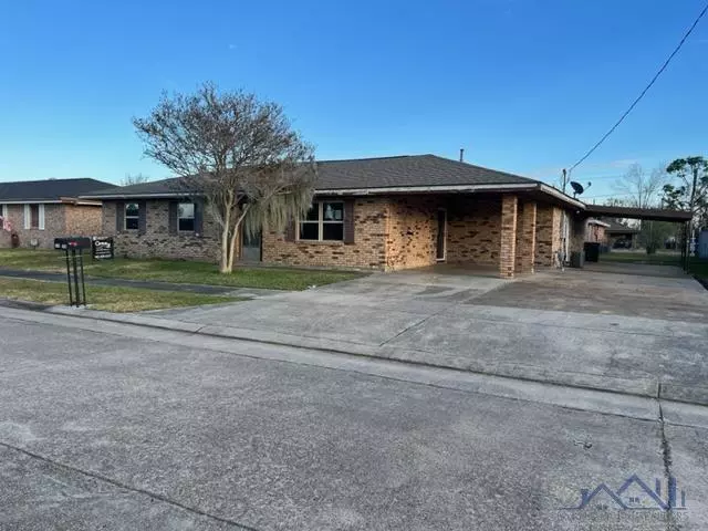 208 Lyles St, Houma, LA 70363