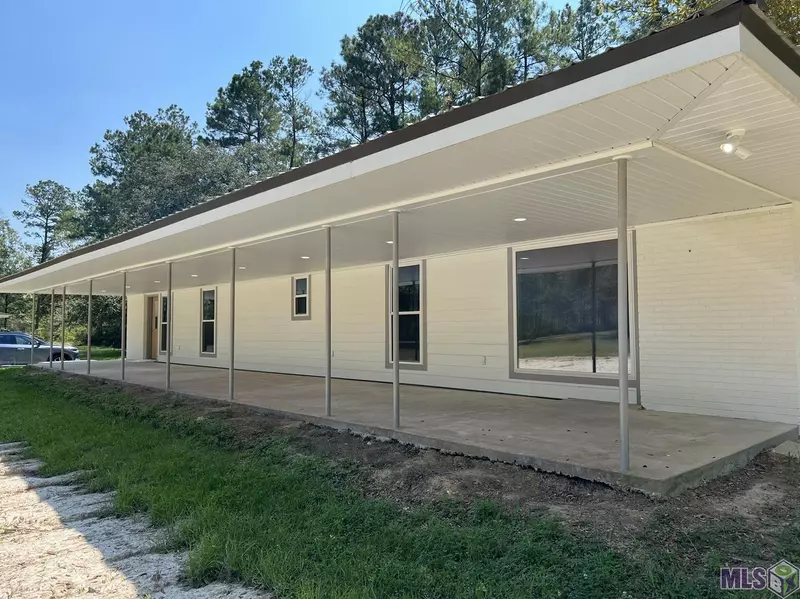 30109 Pete Smith Rd, Holden, LA 70744