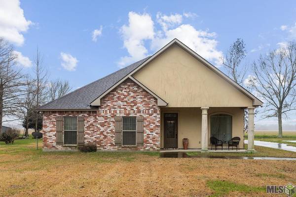 2841 Live Oak Dr,  Brusly,  LA 70719