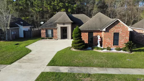 33813 Nature's Way, Walker, LA 70785